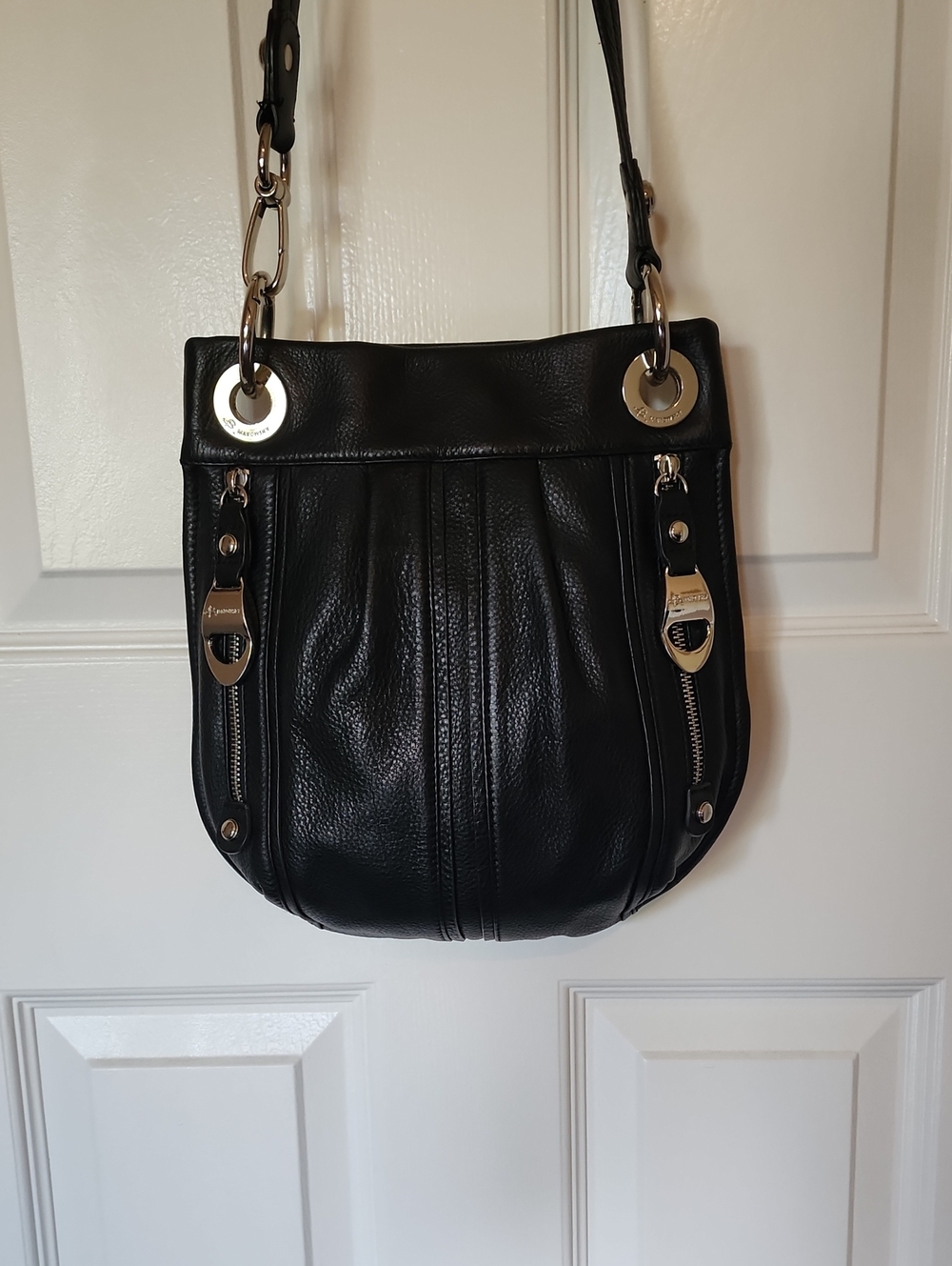 B MAKOWSKI BLACK LEATHER CROSBODY BAG 💯 AUTHENTIC EUC